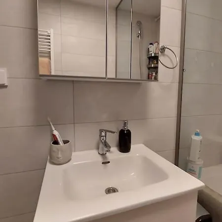 Indila Studio Apartment