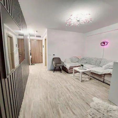 Indila Studio Apartment