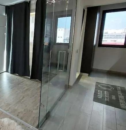 Indila Studio *