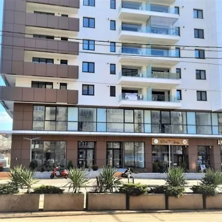 Indila Studio Apartment *