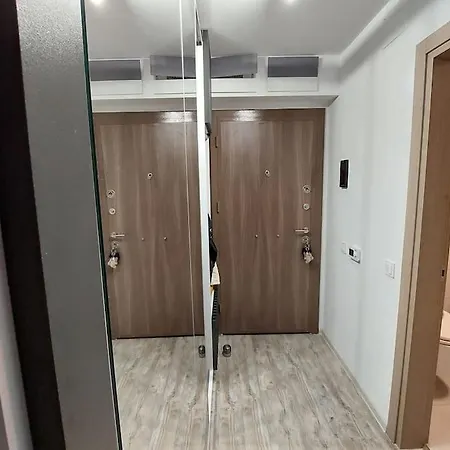 Apartment Indila Studio Bucharest